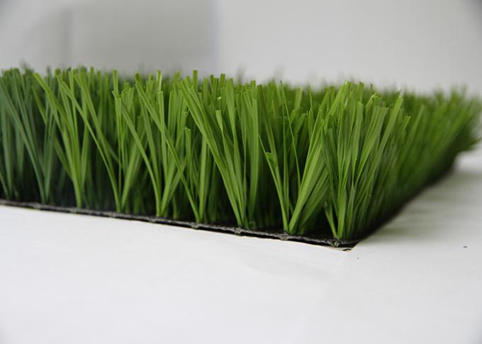 50MM Binnen Synthetische Milieuvriendelijke Gras van het Voetbal het Kunstmatige Gras 0
