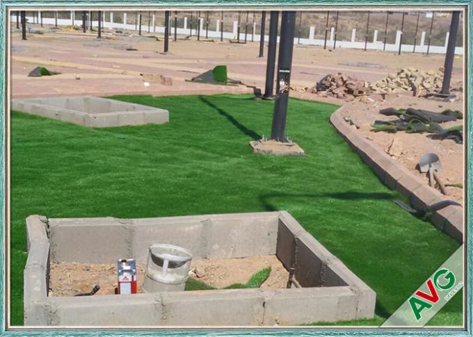 Het Kunstmatige Gras die van de vrije tijdstuin Valse Tapijtmonofilament PE vloeren + Krullende PPE 0