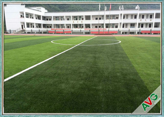 CHINA Monofil PE Certificaat van het de Voetbal Kunstmatige Gras ISO van het Sporten het Kunstmatige Gras leverancier