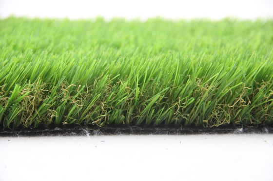 CHINA Kunstmatig het Grasgras Mat Landscape Pad 45mm van het Gazontapijt voor de Openluchtdecoratie van de Tuinvloer leverancier