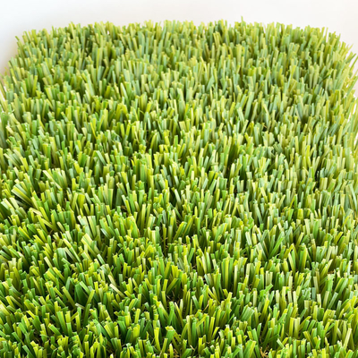 CHINA C Kunstmatige Gras van de Vorm het Krullende pp Tuin voor Vrije tijdsgebieden 50mm Stapelhoogte leverancier