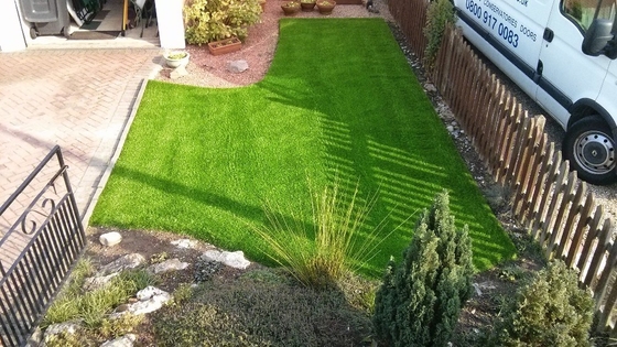 Het modelleren Mat Home Garden Artificial Grass Goede Veerkracht leverancier