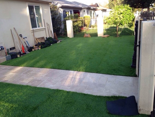 Hoog Destiny Artificial Garden Grass Synthetic-Grastapijt voor tuin leverancier