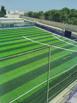 45mm Gras van het Voetbal het Kunstmatige Gras voor Sporten die Kunstmatig Gras vloeren leverancier