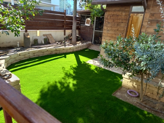 30Mm Kunstmatig Grasgazon voor Luxetuin Commercieel Gebied leverancier
